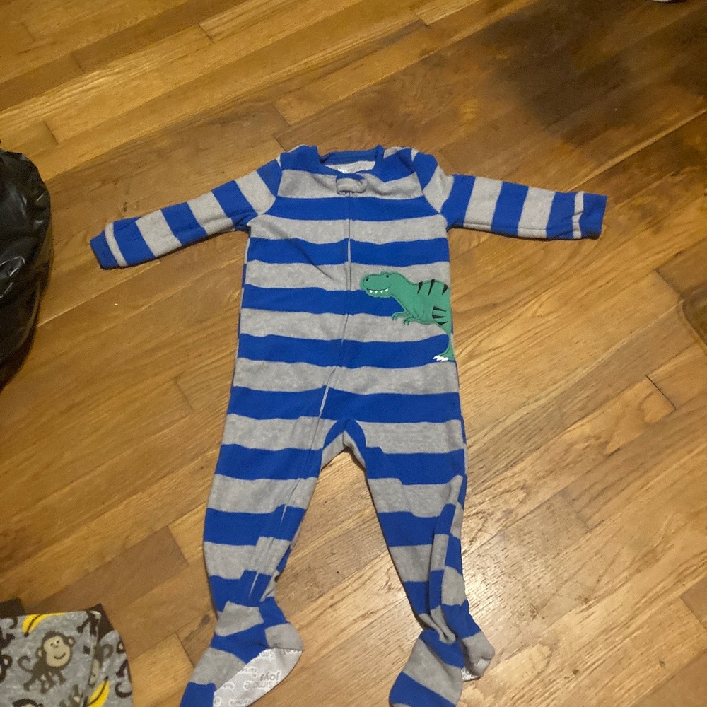 2T footed pJ’s
